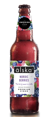 bottle of alska nordic berries cider on plain background