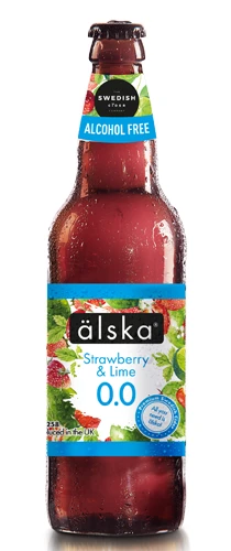 bottle of alska 0% strawberry & lime cider on plain background